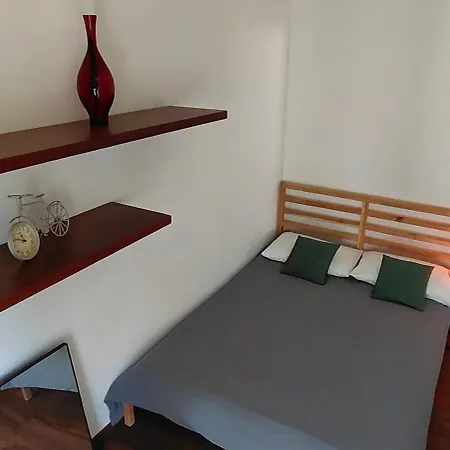 Apartment Lido: Modern 2-bedroom With Gourmet Kitchen Lugano
